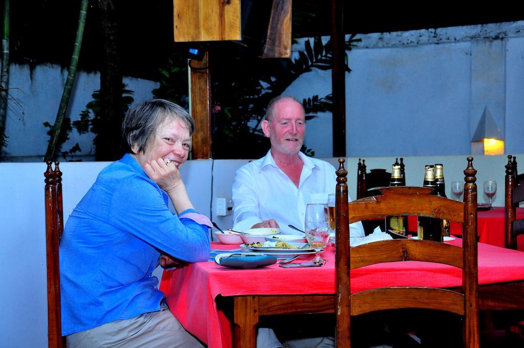 French Garden Tourist Rest Hotel Anuradhapura Buitenkant foto